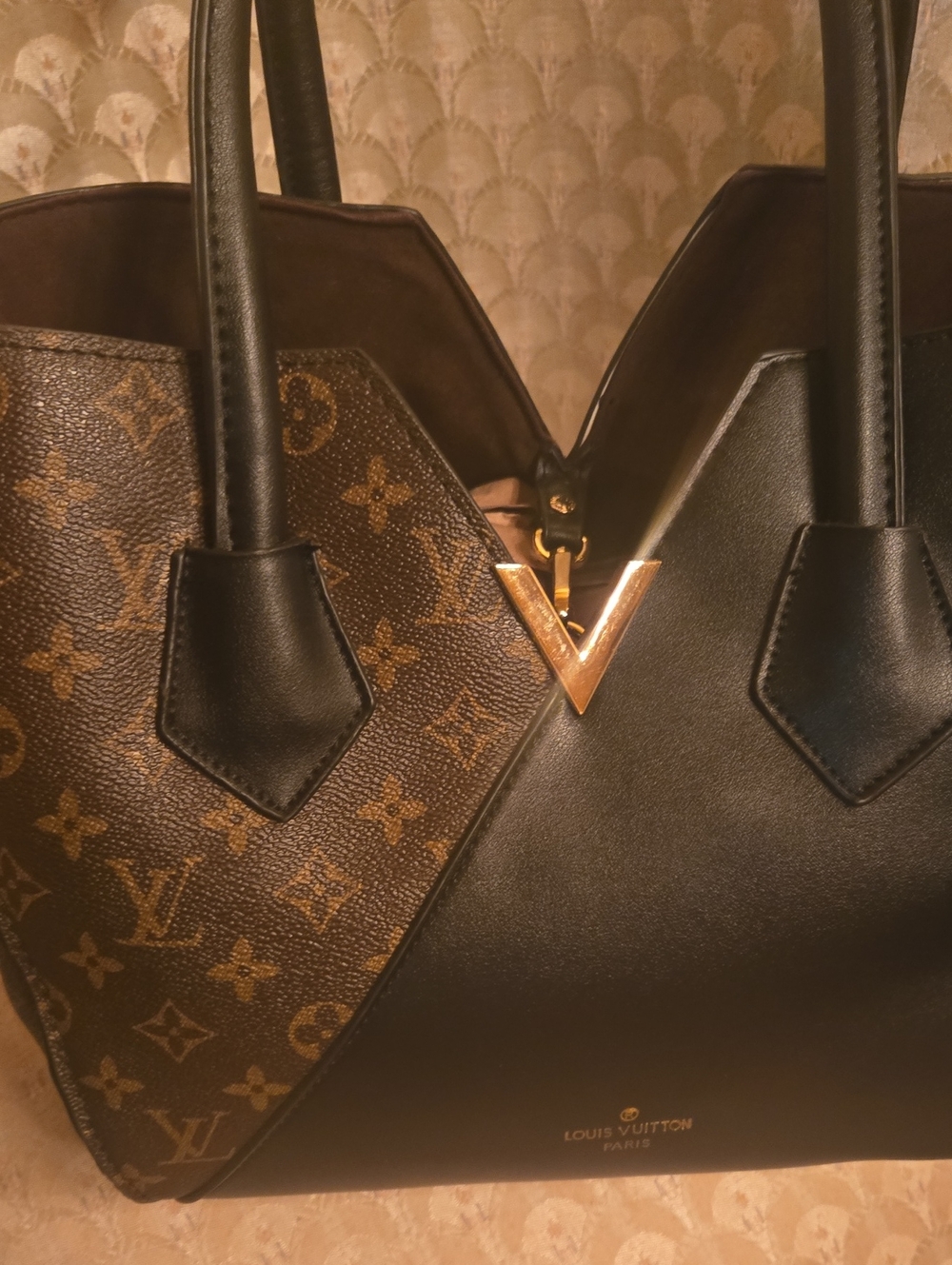 Large Black And Brown Tote. Sholder Bag. Kimono Style. Roomy Amd Light - Picture 2 of 5